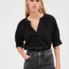 CLAUDIE PIERLOT BIANCASOIE - Zijden Blouse Met Ronde Hals | Zwart