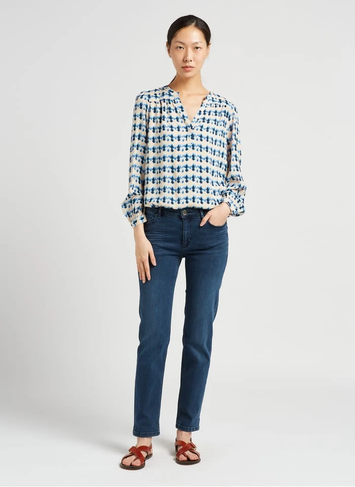 MAISON 123 ELSA - Soepelvallende Blouse Met Gekleurde Print | Wit 4 MAISON 123 ELSA - Soepelvallende Blouse Met Gekleurde Print | Wit - Afbeelding 4