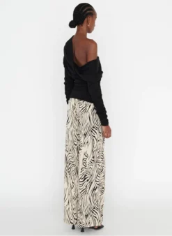 ZAPA TOVA - Blouse Van Gemengde Viscose Met Bardothals | Zwart 9 ZAPA TOVA - Blouse Van Gemengde Viscose Met Bardothals | Zwart -Kleding Winkel 4062137