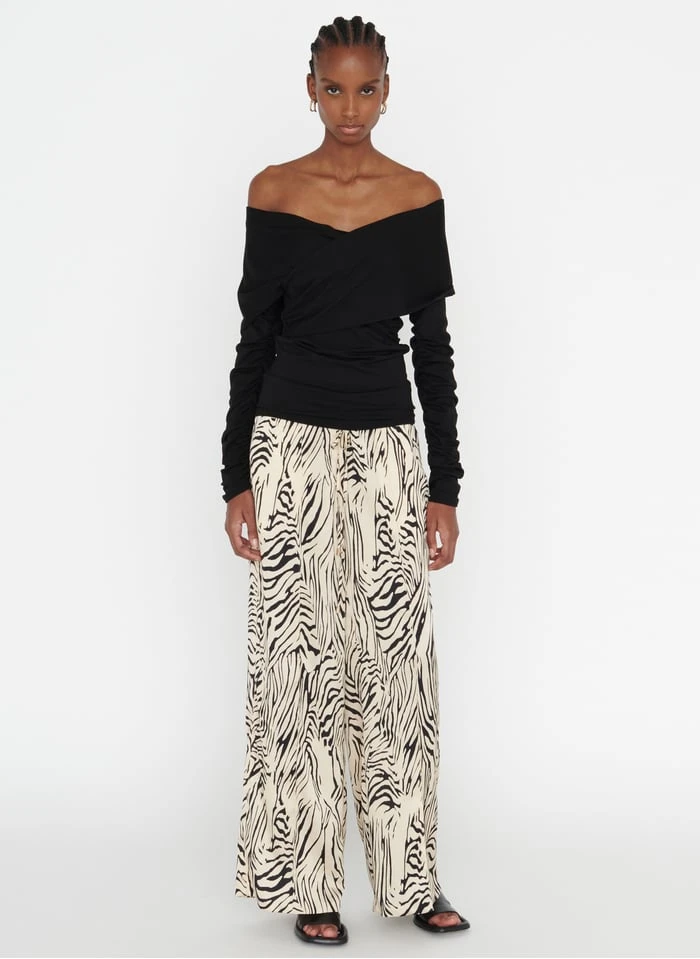 ZAPA TOVA - Blouse Van Gemengde Viscose Met Bardothals | Zwart 3 ZAPA TOVA - Blouse Van Gemengde Viscose Met Bardothals | Zwart - Afbeelding 3