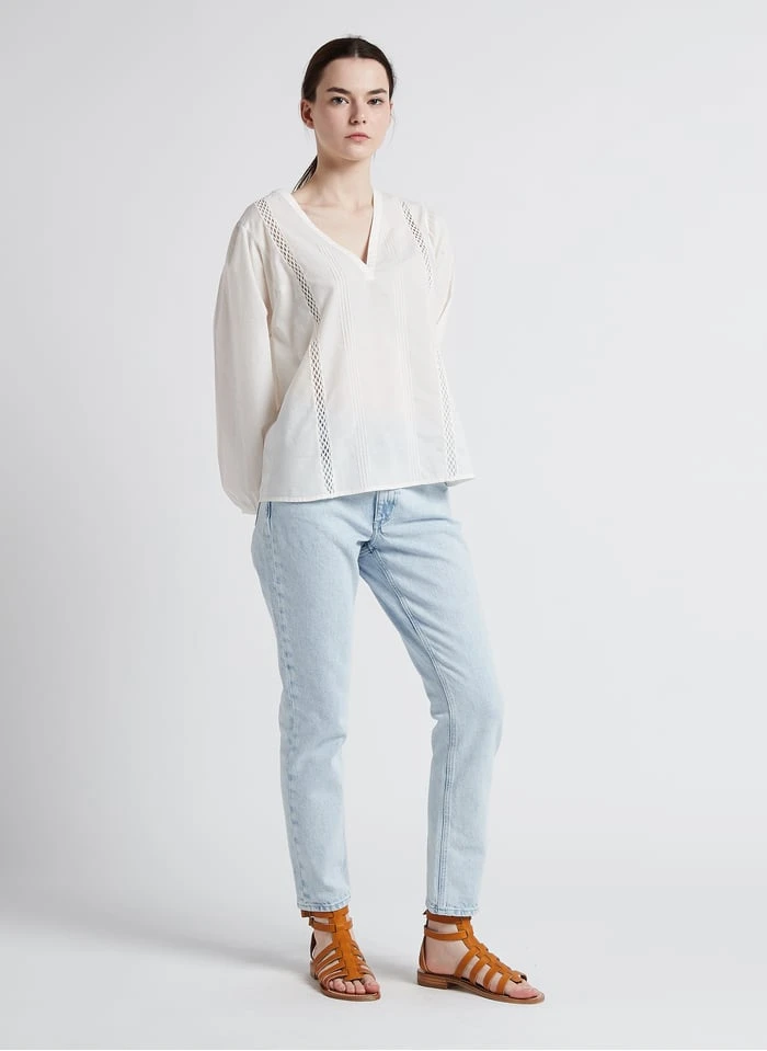 ONE STEP Katoenen Blouse Met V-hals En Geborduurde Details | Wit 5 ONE STEP Katoenen Blouse Met V-hals En Geborduurde Details | Wit - Afbeelding 5