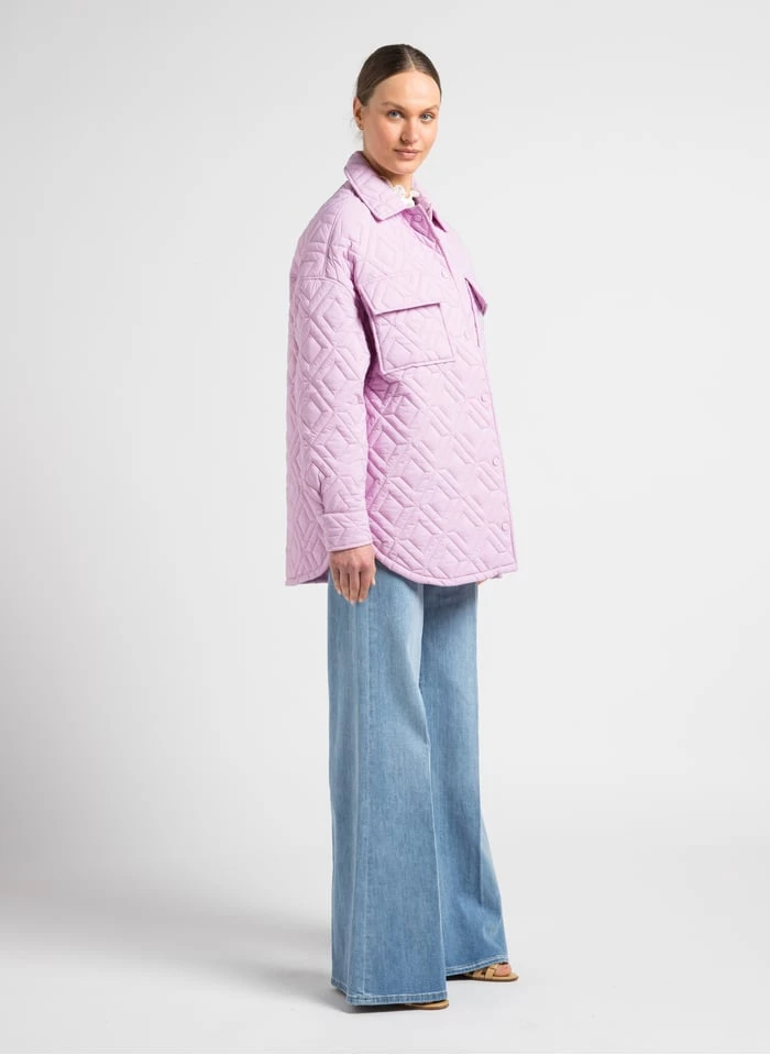 ESSENTIEL ANTWERP DEVILISH - Oversized, Gewatteerde Jasje | Violet 4 ESSENTIEL ANTWERP DEVILISH - Oversized, Gewatteerde Jasje | Violet - Afbeelding 4