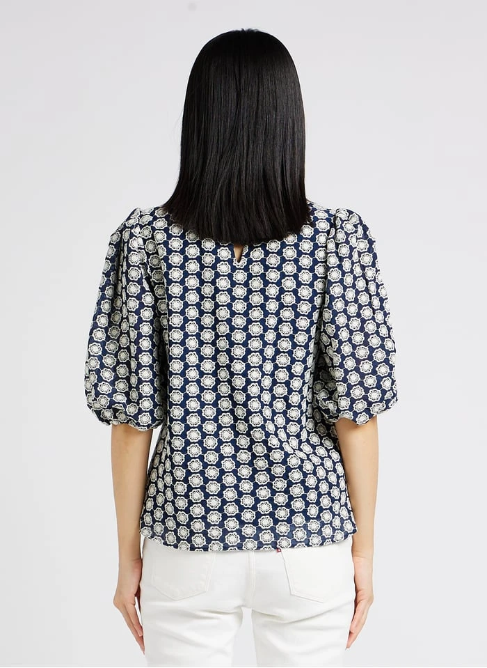 MAISON 123 TREMA - Blouse Met Engels Kant Katoenblend | Jeans Verschoten 2 MAISON 123 TREMA - Blouse Met Engels Kant Katoenblend | Jeans Verschoten - Afbeelding 2