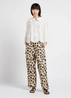 BASKET - Soepelvallende, Katoenen Blouse Met Borduursel | Wit -Kleding Winkel 4156436