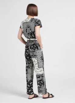 TALITO - Top Met V-hals En Paisleyprint | Zwart -Kleding Winkel 4244994