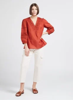 MAISON 123 TALE - Ruimvallende, Katoenen Top Met Lange Mouw, V-hals En Borduursel | Oranje -Kleding Winkel 4245092