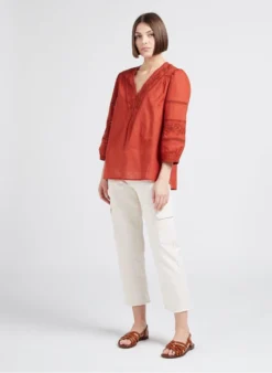 MAISON 123 TALE - Ruimvallende, Katoenen Top Met Lange Mouw, V-hals En Borduursel | Oranje -Kleding Winkel 4245095